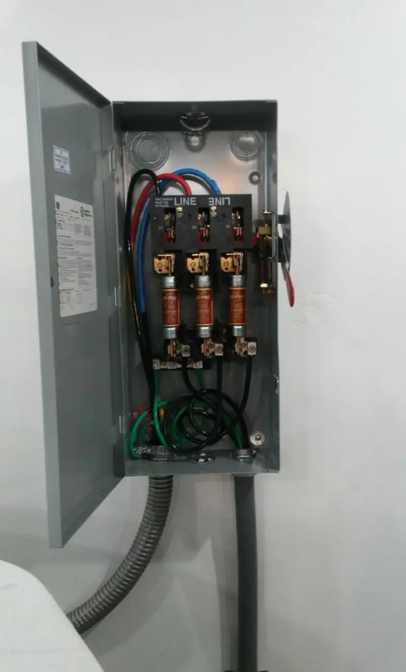 Three-phase disconnect switch installed for Electrical Wiring & Rewiring in Richmond Hill